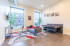 2BR Stylish Apt, FREEParking, Near NYC & Airport